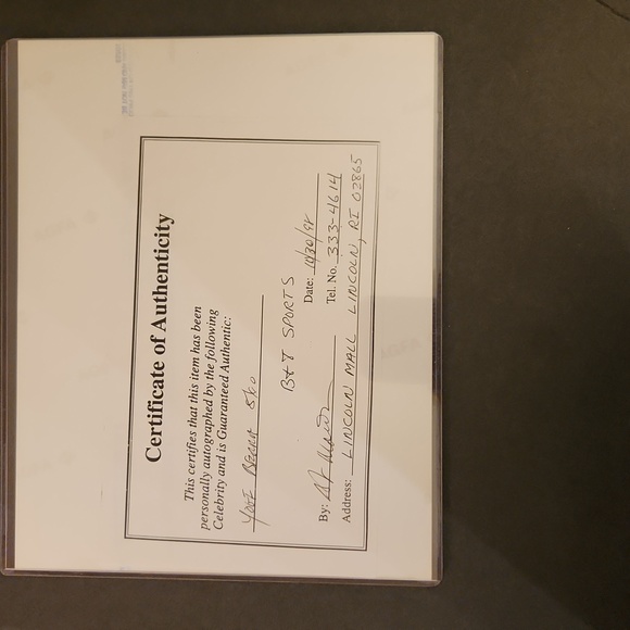 YOGI BERRA SIGNED PHOTO - Picture 2 of 2